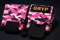 Muñequeras GRYP Camo Rosa enrolladas, vista frontal